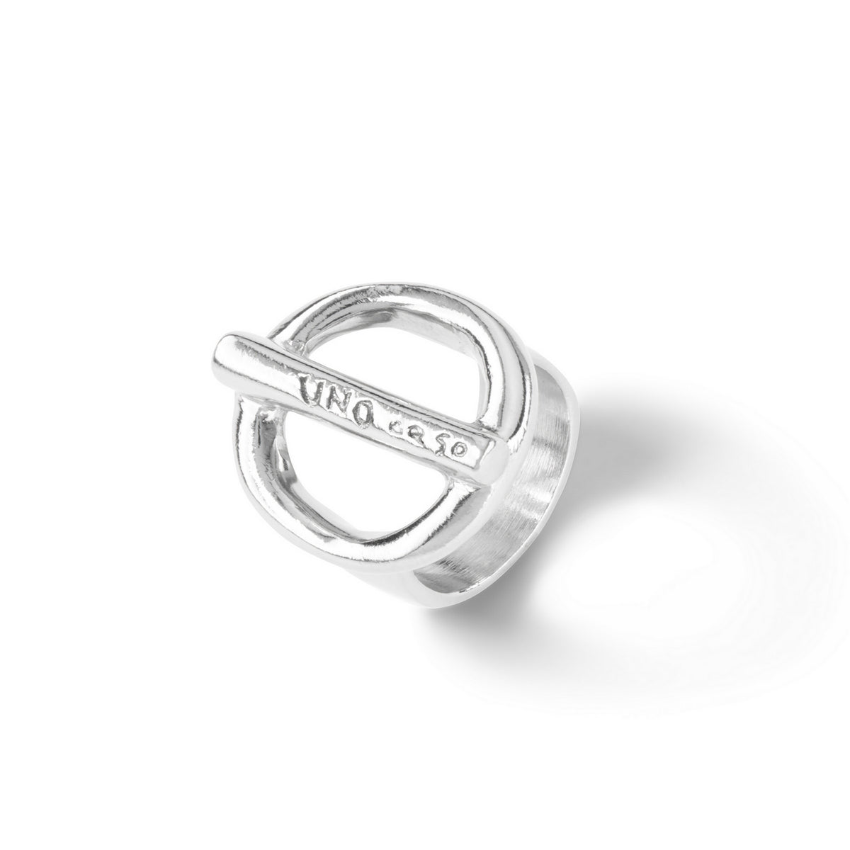 uno de 50 on / off 18mm ring in brass clad with silver.