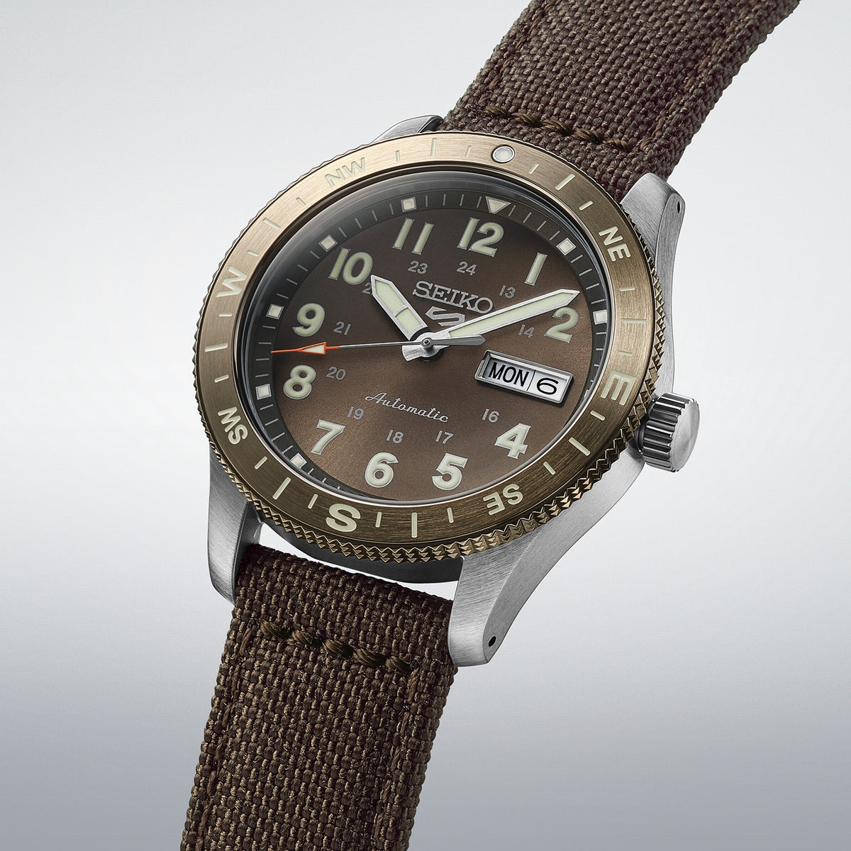 seiko 5 sports field in coyote brown
