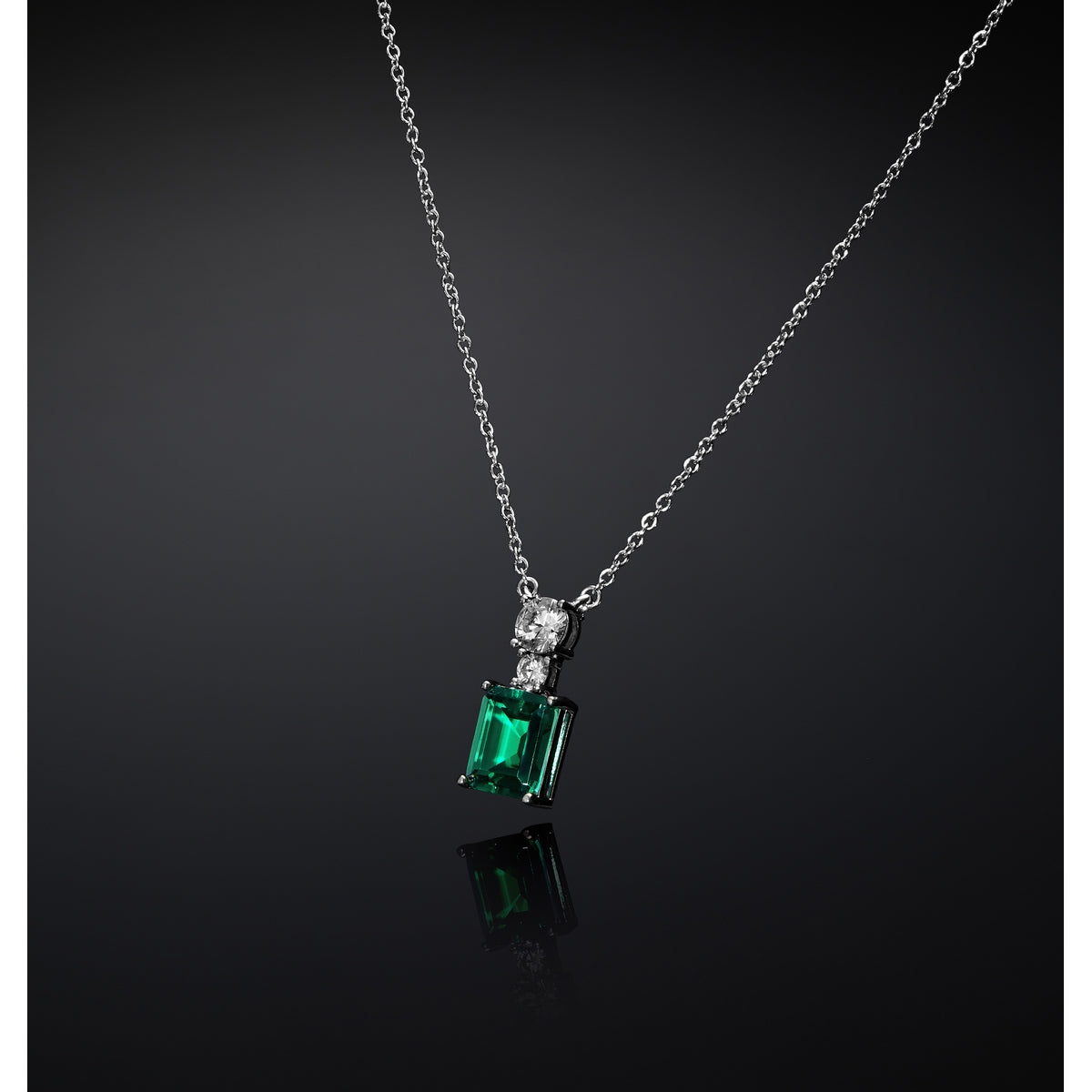 chiara ferragni emerald pendant emerald cut 38+4cm