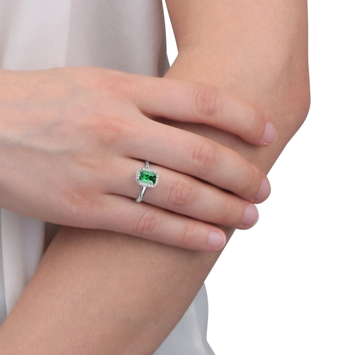 tesori silver ring emera zir silver.925 size 12