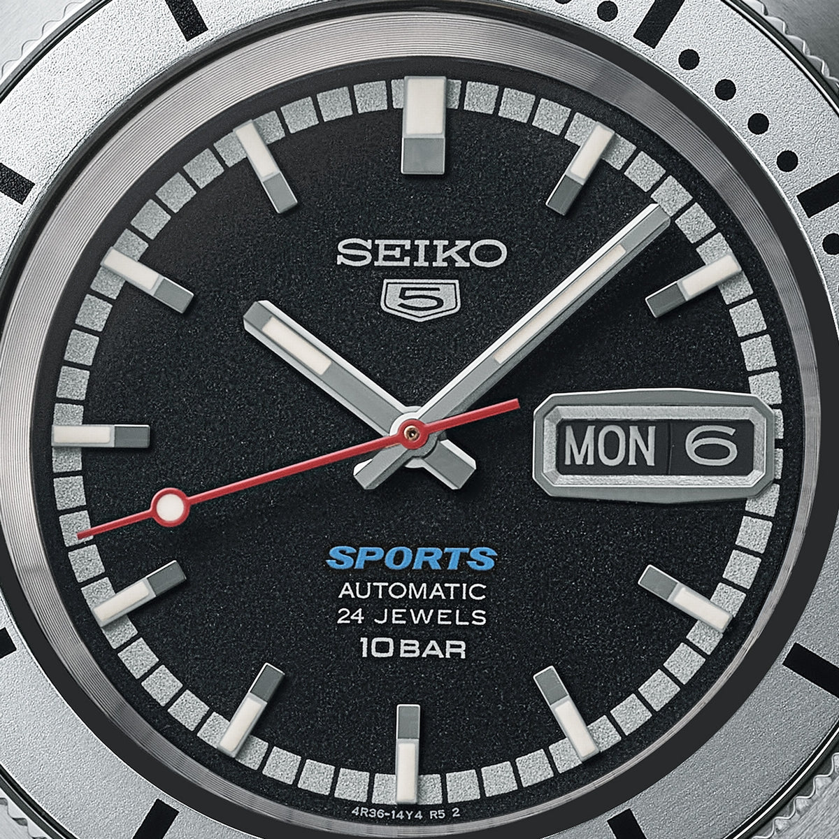 seiko 5 sports 1968 'pepper black' 1968 recreation limited edition