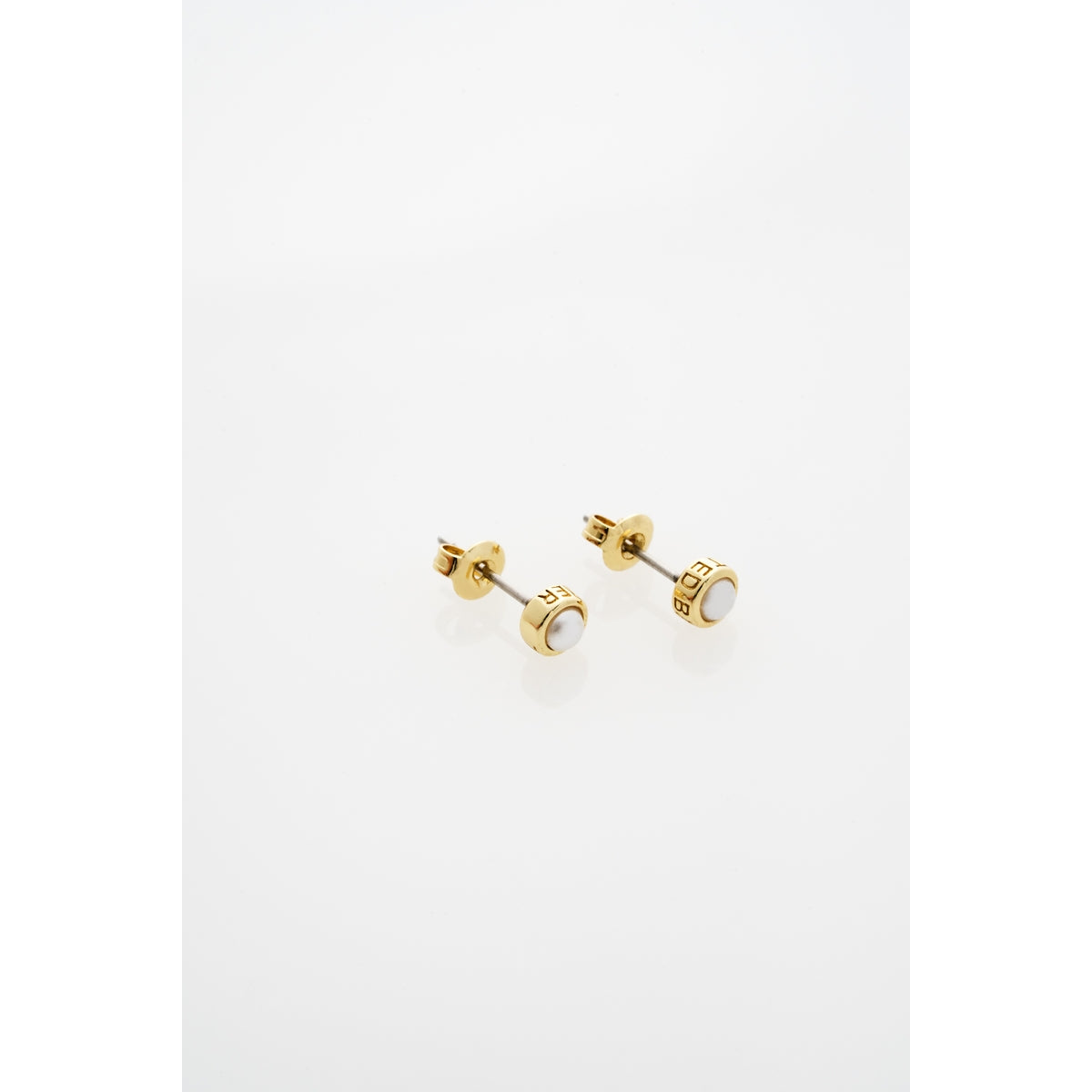 ted baker sinee: mini pearl stud earrings