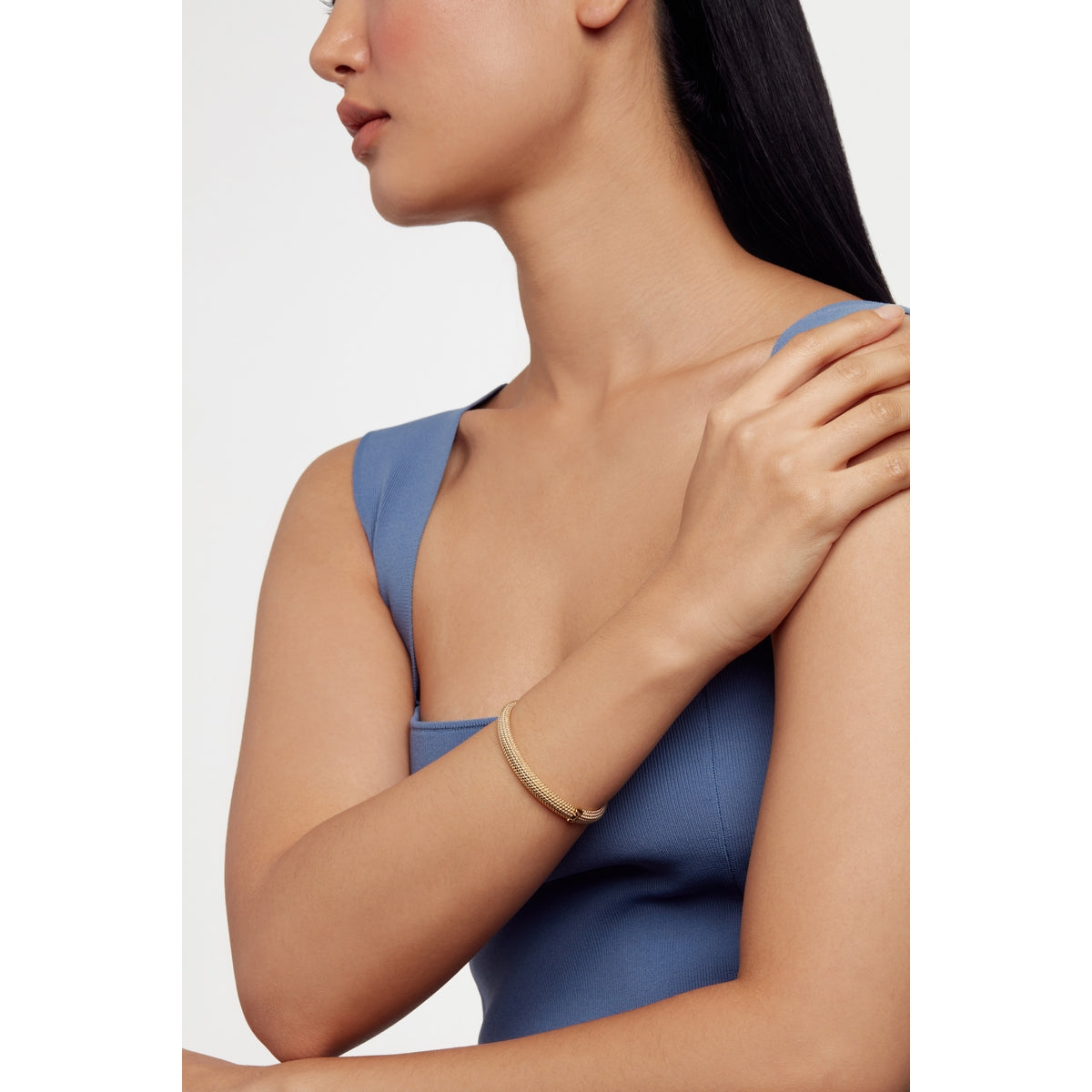 ted baker dotett: dotty bangle bracelet gold tone