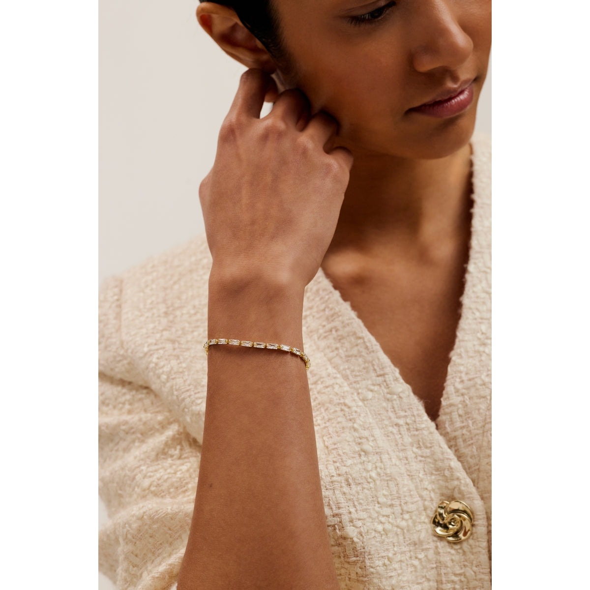 ted baker isela: crystal baguette slinky adjustable bracelet gold tone, clear crystal