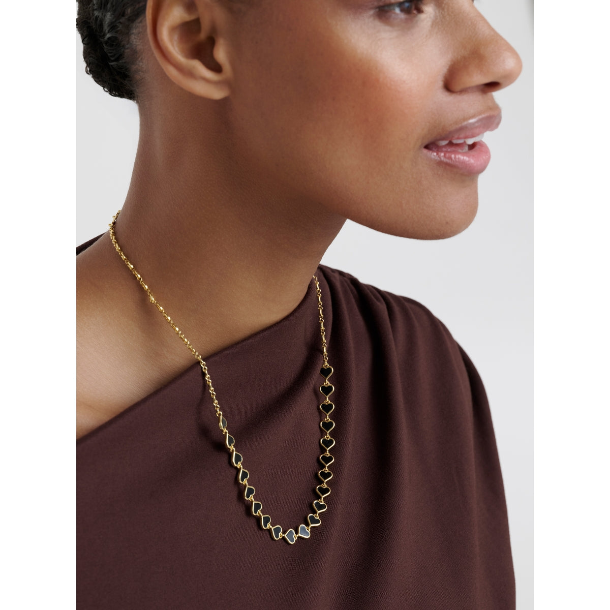 ted baker hazel: enamel heart gold tone chain necklace
